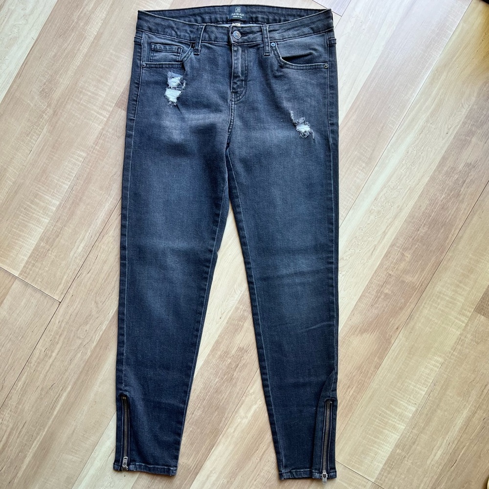 Just Black charcoal gray black high rise stretchy fitted zip ankle skinny jeans